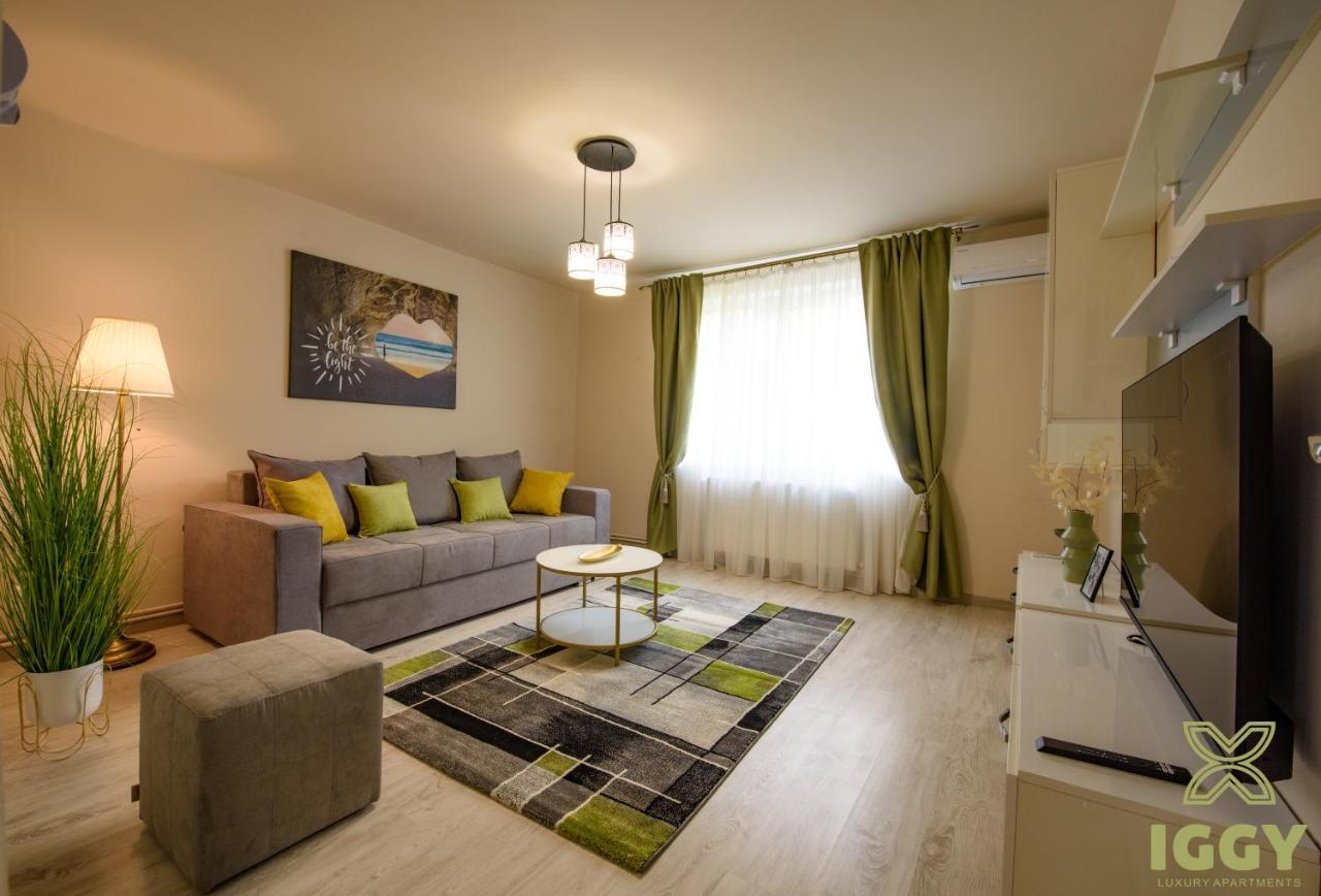 Iggy Luxury Apartment Hunedoara Exterior photo